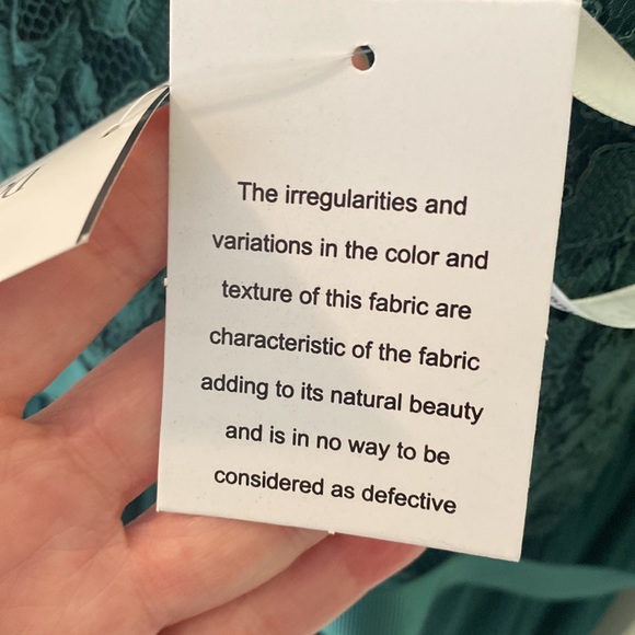 Bridesmaid or formal occasion dress - Picture 8 of 9